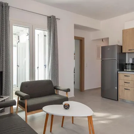 Cycladic Sunlight 2bedroom House 度假居 *