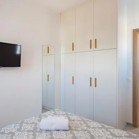 Cycladic Sunlight 2bedroom House 度假居 Krotiri